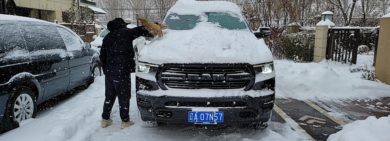 道奇RAM Trucks 怎么没人说说这个车用什么机油比较好呢