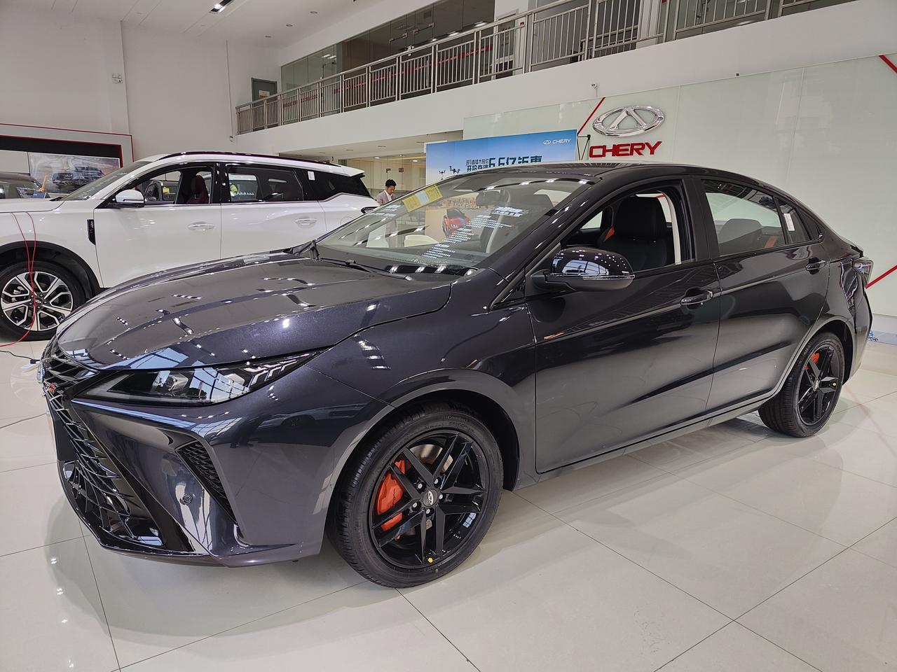奇瑞艾瑞泽5 GT 驰贷5万【三年免息】首付6万【包含所有优惠与费用，也含厂家3000置换补贴】总共落地11万，大家怎么