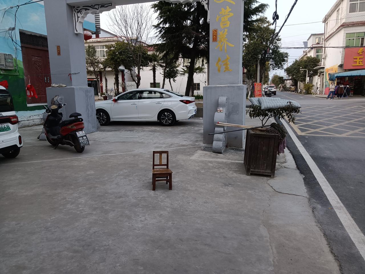 长安逸动 抖音直播间，长安经销商都说长安有保价政策，3月份买的都可以保价，但是经销商厂家都不承认，，本人3月5号买的，，