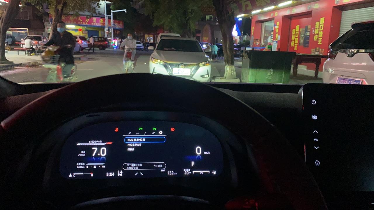丰田凯美瑞 求熄火怎么不会自己升窗呢？