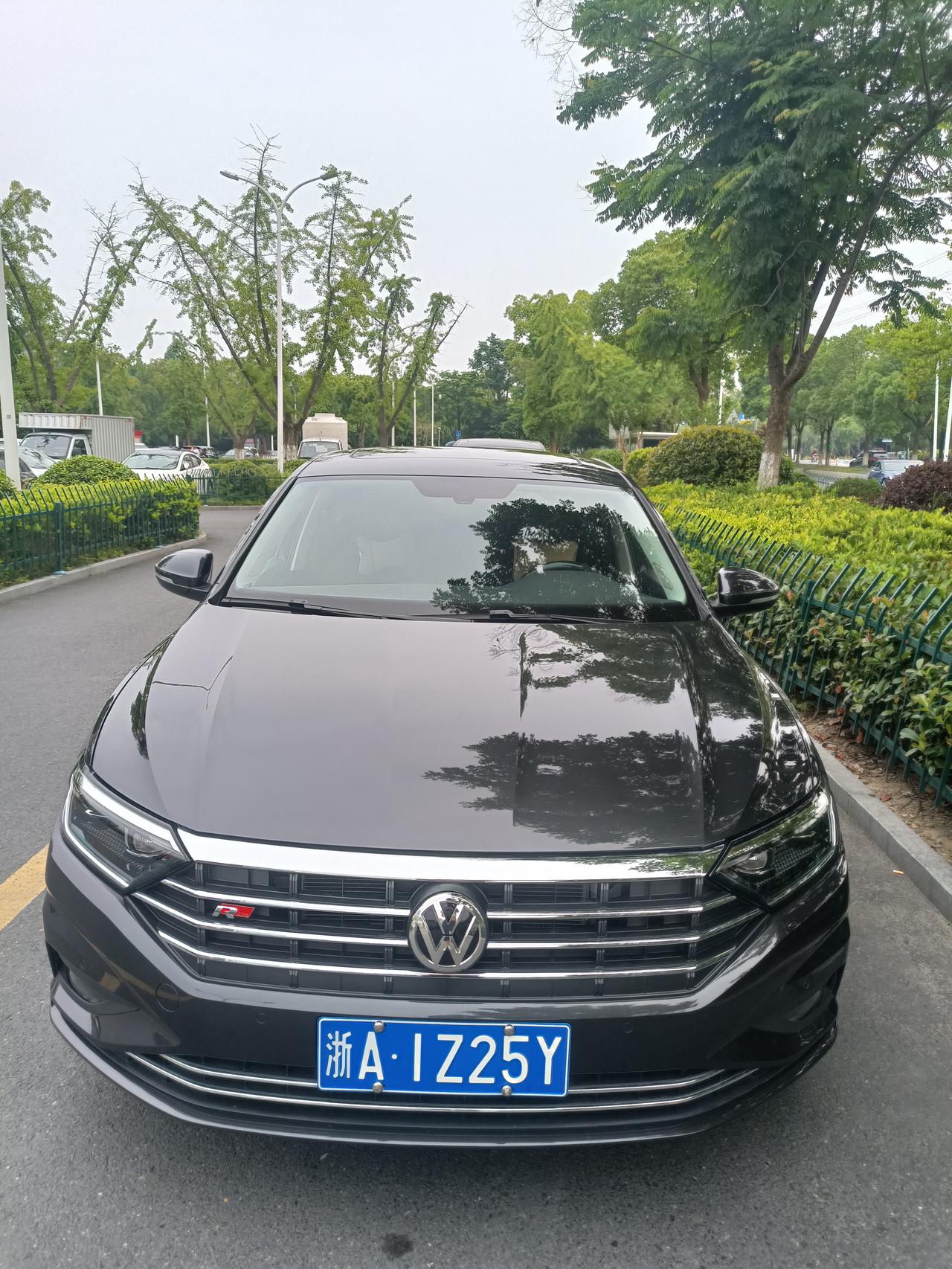 大众速腾 车友们，你们都是多少公里一保的？刚做完首保，后面是多少公里保养？有的说8000，有的说5000。具体是多少保养