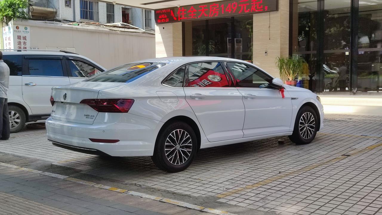 请问大神们，速腾19款锁车和解锁车声音在哪设置？