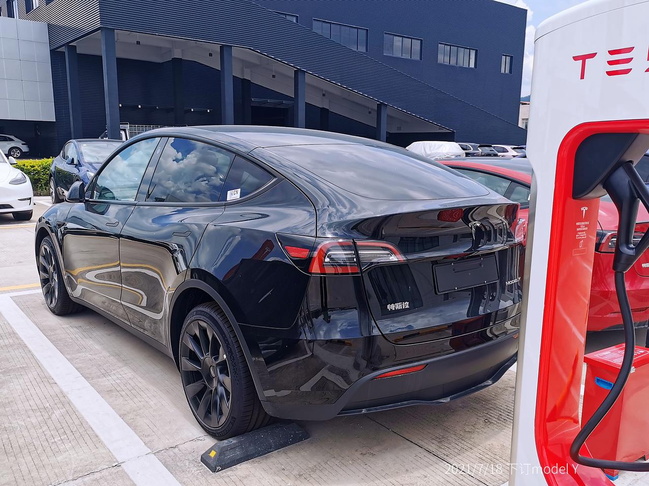 特斯拉Model Y model Y想买第三方充电桩，哪个牌子好？