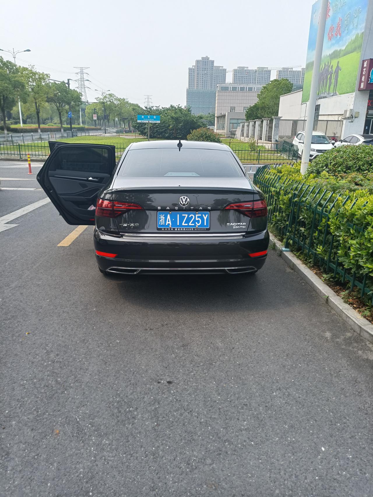 大众速腾 车友们，你们都是多少公里一保的？刚做完首保，后面是多少公里保养？有的说8000，有的说5000。具体是多少保养