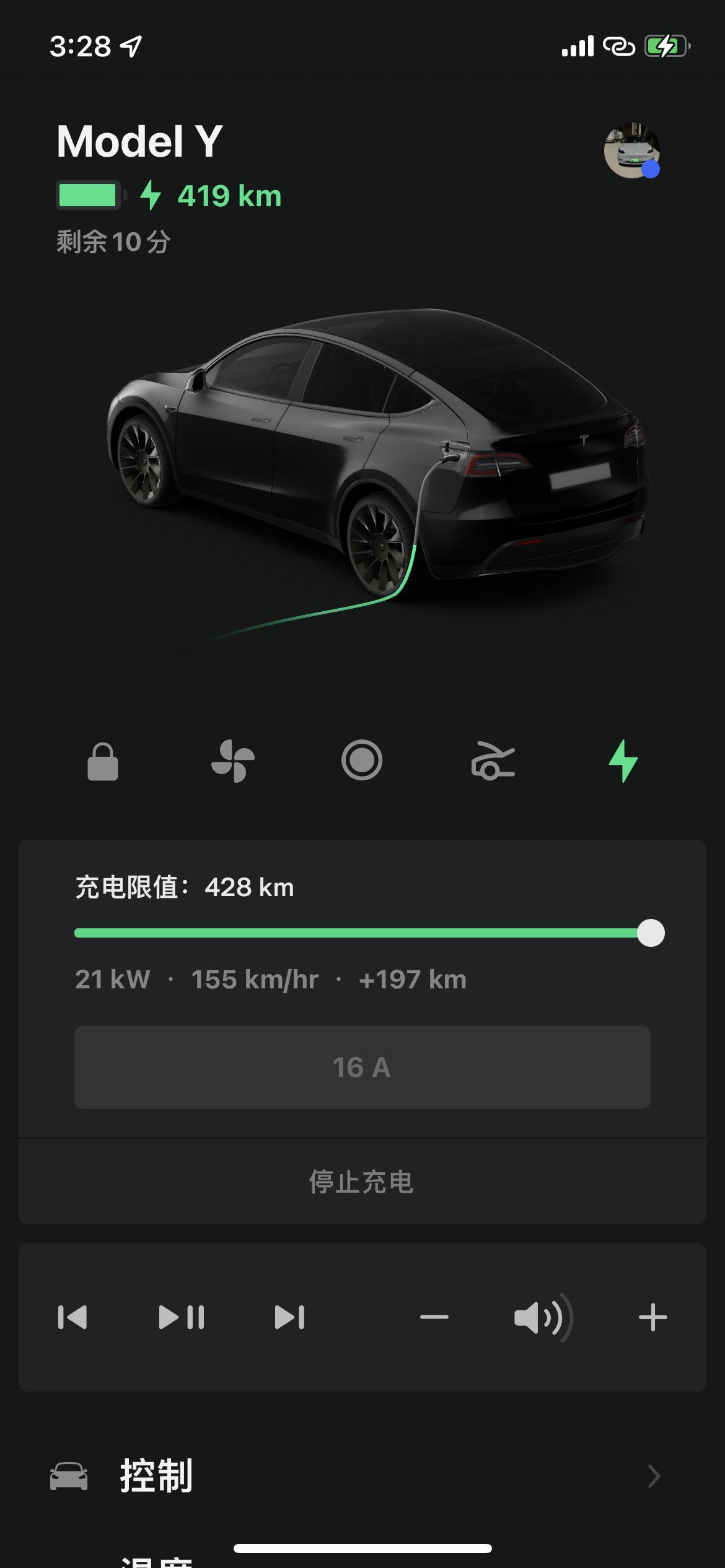 特斯拉Model Y 特斯拉工程师也无解问题！！为什么我的手机app不显示充电电压和多少安？有哪位大神懂，跪求解答