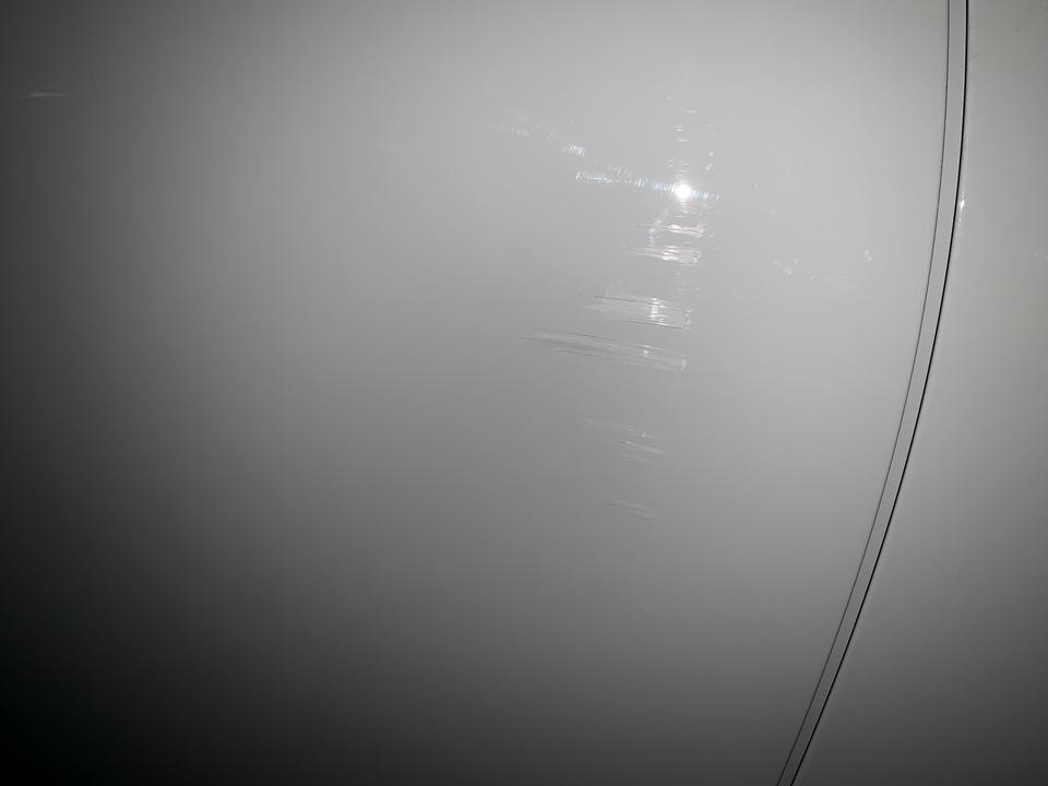 大众速腾 新车不到一个星期就刮成了这样，要怎么修啊，需要补漆吗，求大佬解答一下，新手小白一个