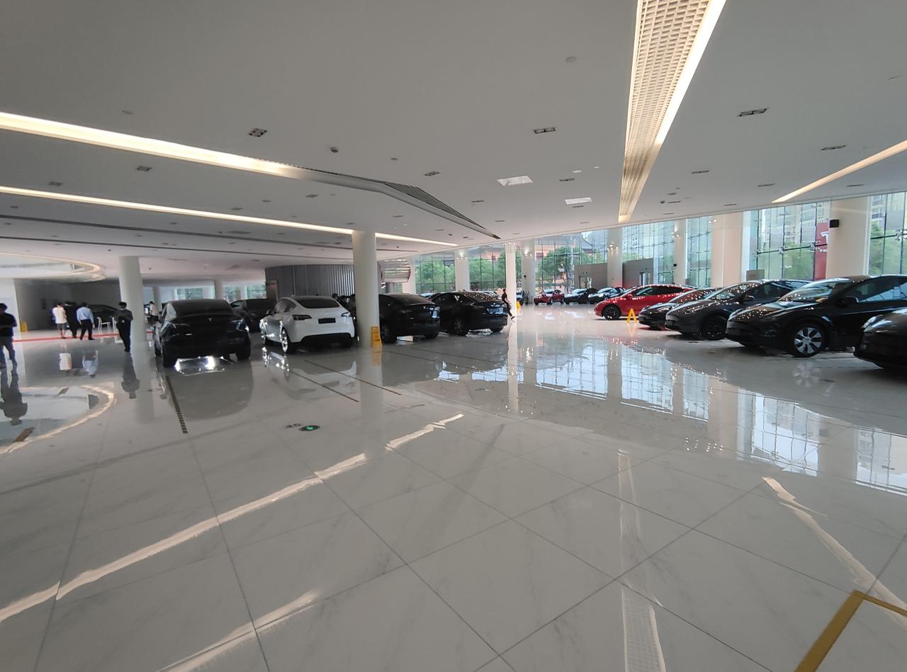 特斯拉Model Y 车子提好了 充电app下载哪个？