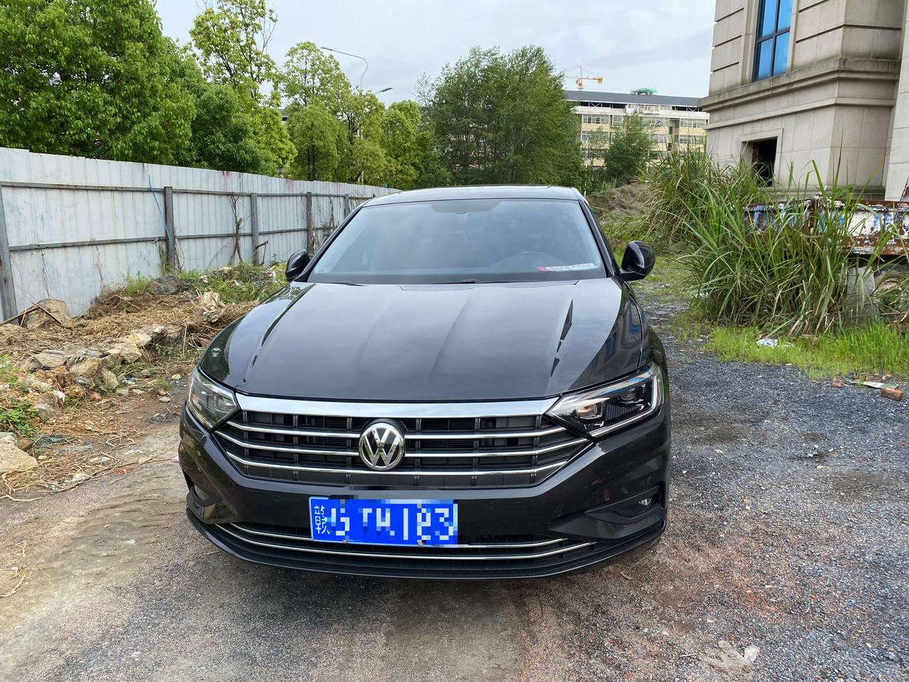 大众速腾 有没有办法提升音质 减少噪音？大众一点都不高级