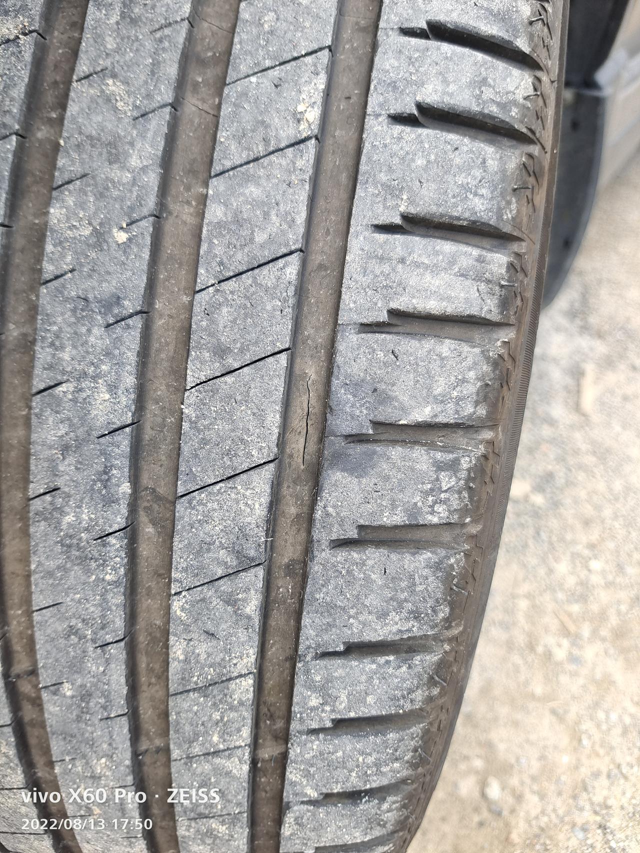 本田CR-V 像这种情况需要更换吗求解