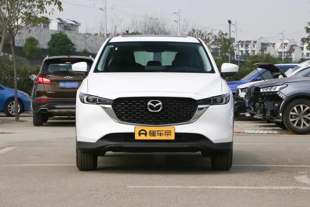 马自达CX-5 各位老板。22款舒适。最低配。多少能落地啊。湖南长沙。谢谢。