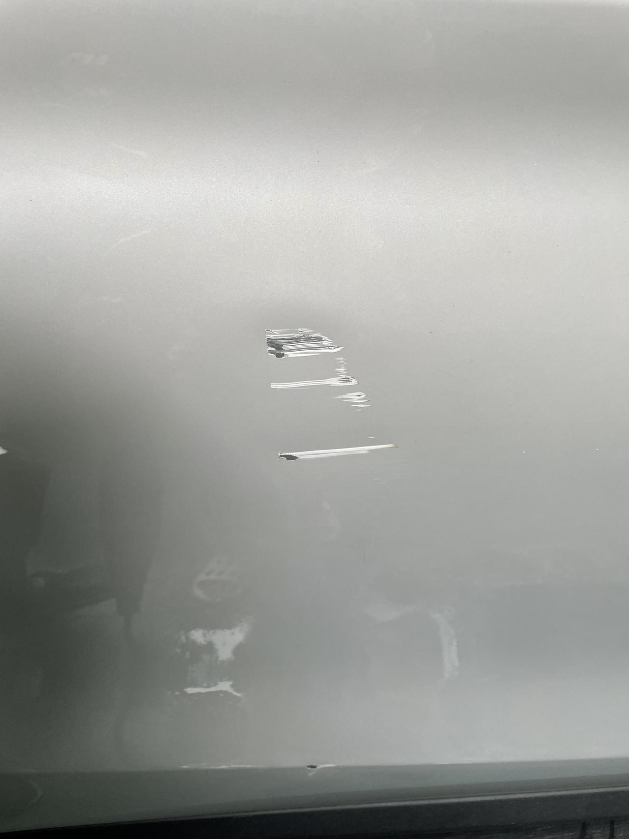 宝马X1 各位朋友，提车一个月，刮蹭了怎么处理啊，需要报保险吗