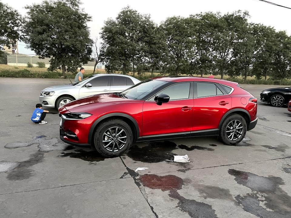 马自达CX-4 活力版能不能加装跟探索版一样的悦联车机？现在是4S给装的周年版，阉割很严重，想换跟探索版一样的，带Car