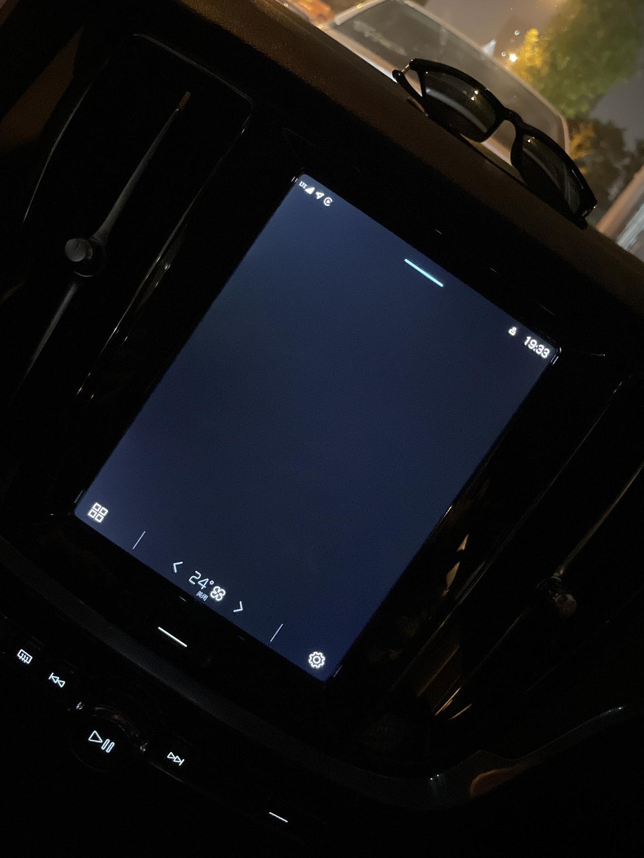 沃尔沃S60 23款沃尔沃s60  carplay连上黑屏？？？