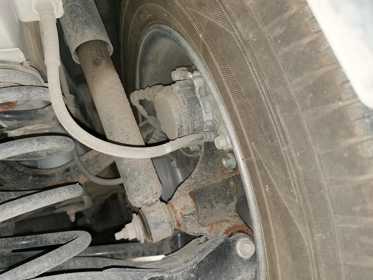 马自达CX-5 各位兄弟朋友们，你们好，我的2020款马自达cx-5至今才一年，发现底盘生锈严重，也不是沿海地区，避震好