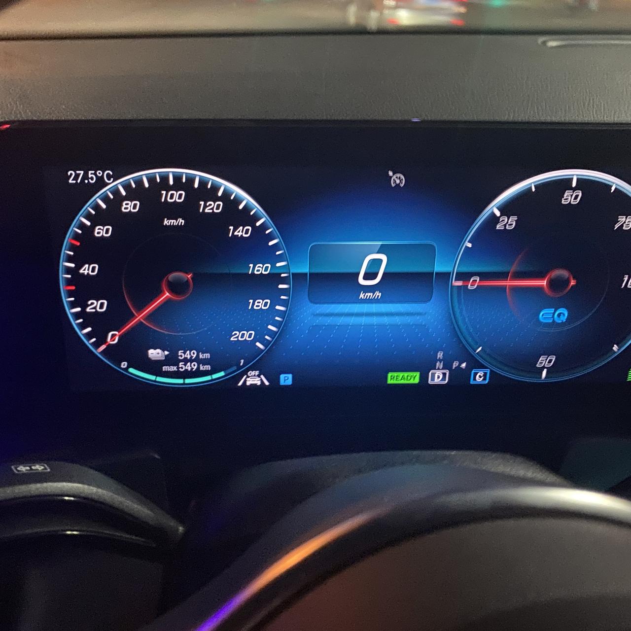 奔驰EQB EQB260巡航和主动刹车跟车距离怎么设置啊？哪位大神指点一下