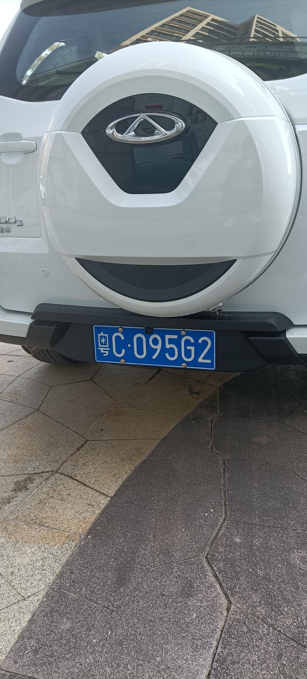 奇瑞瑞虎3 大家的虎3后挂备胎是怎么防盗的？