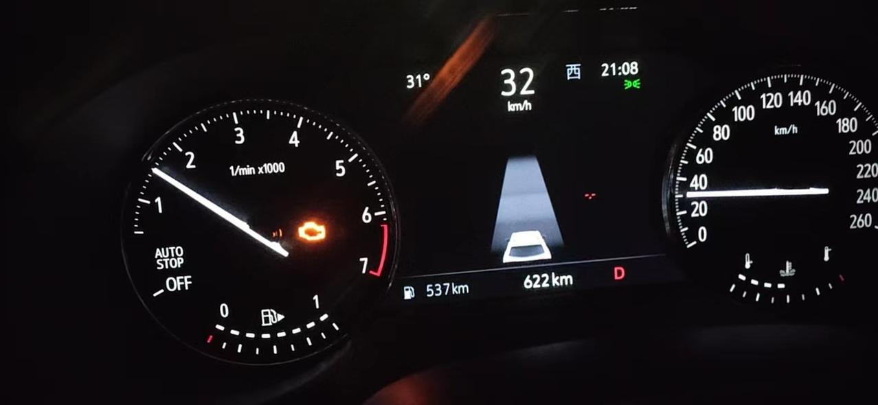 昂科威S看车，选车，订车，提车。很愉快提车10天600公里，摊上事儿了，发动机故障灯亮，（发动机传动轴故障）。跟着马上出