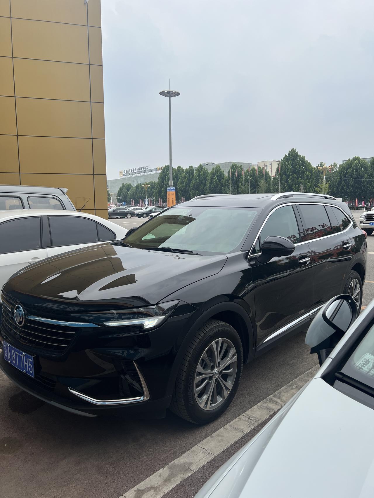 问一下大家，昂科威plus652T   两驱五座豪华有没有后排不系安全带提醒？我记着原来有，加装前雷达以后不提醒了，问一
