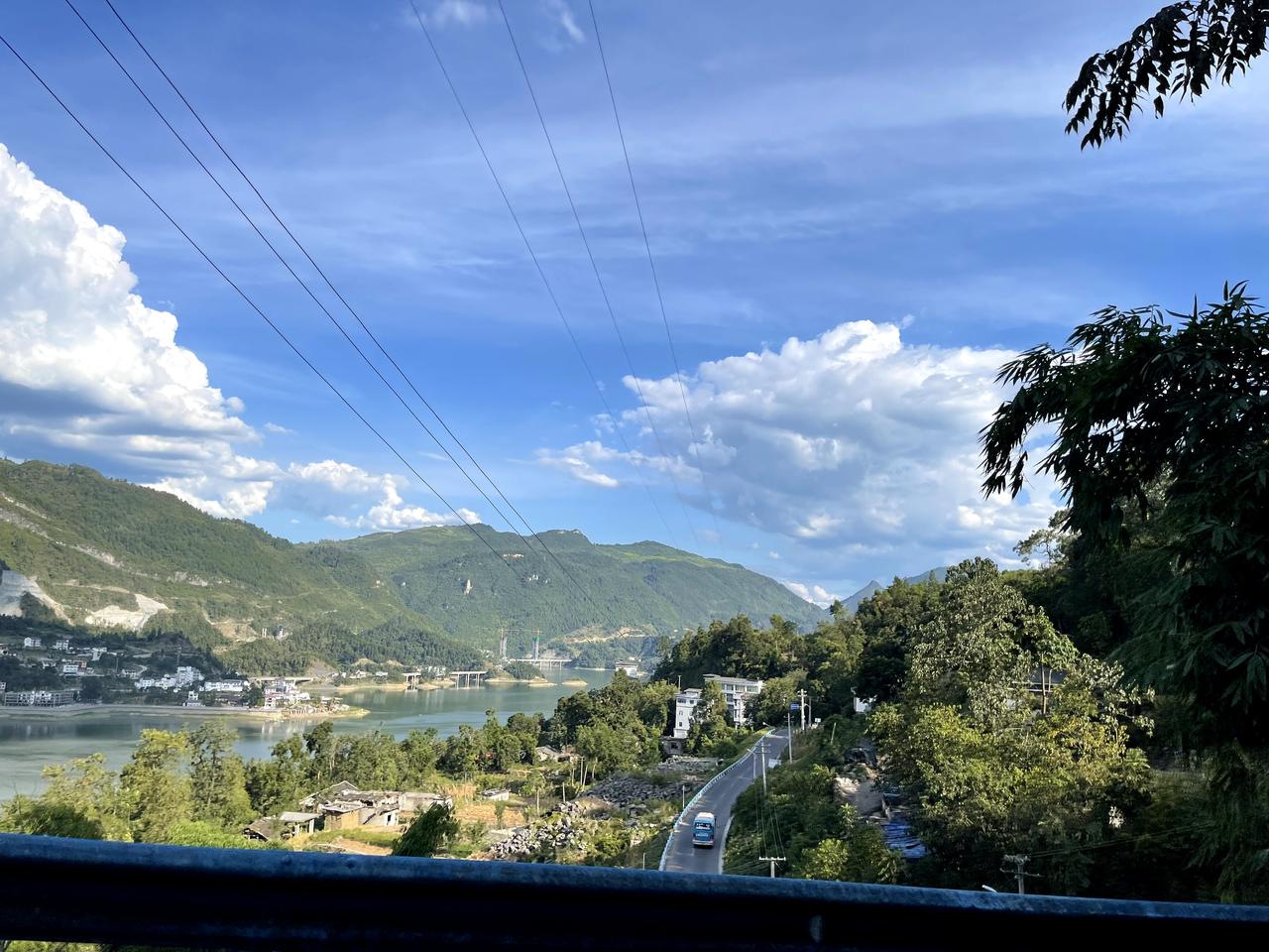 贵州这边22款蒙迪欧至尊21.5能落地吗？