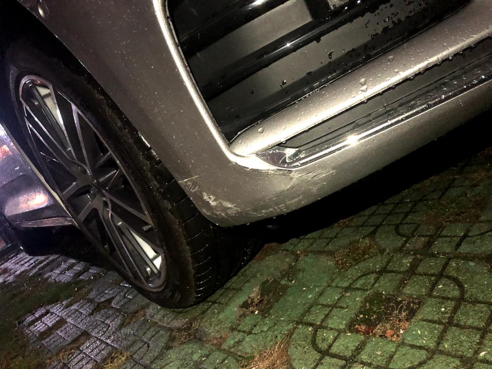 吉利星瑞 下雨视线不好刮了～这个咋弄