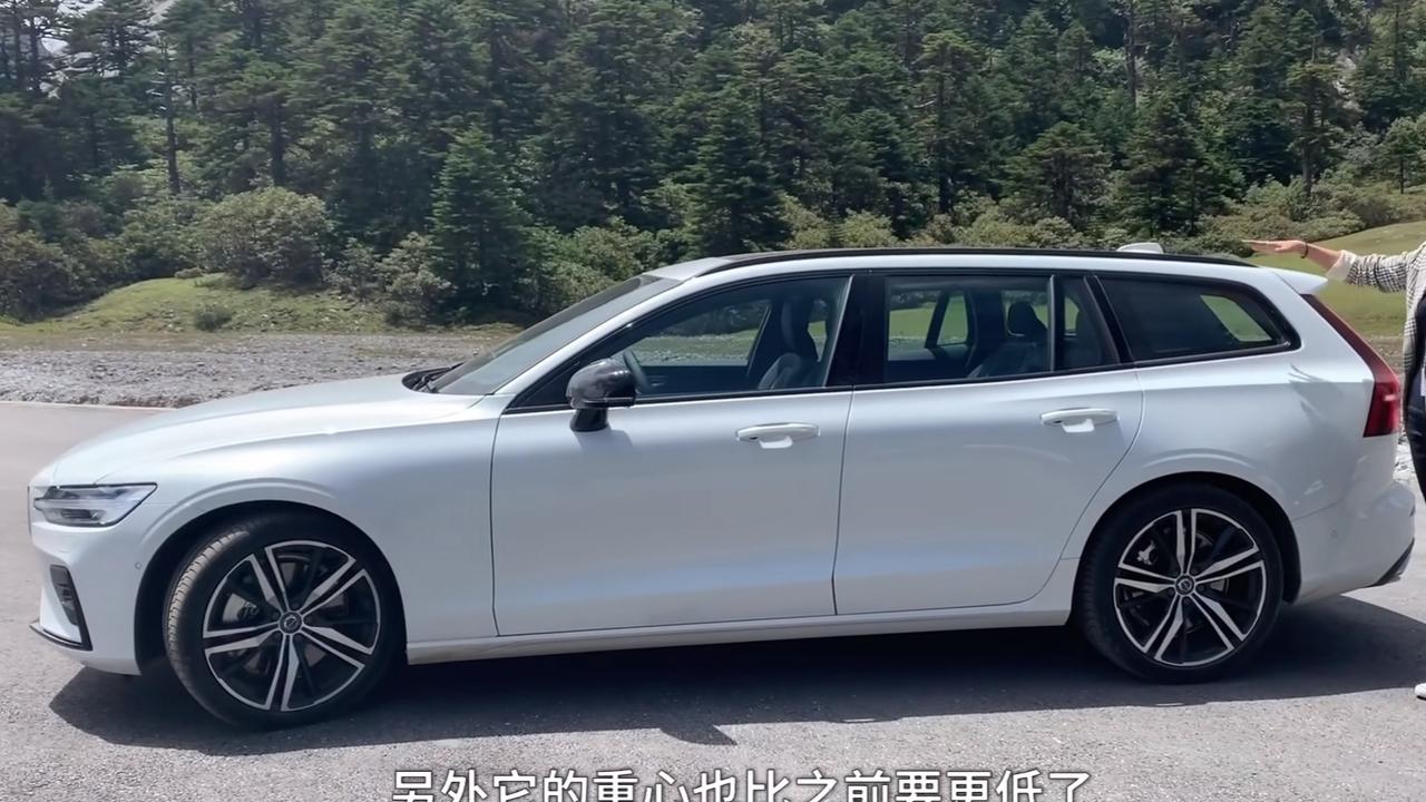 沃尔沃V60 兄弟们 求购求购一台2020款的白色智雅v60