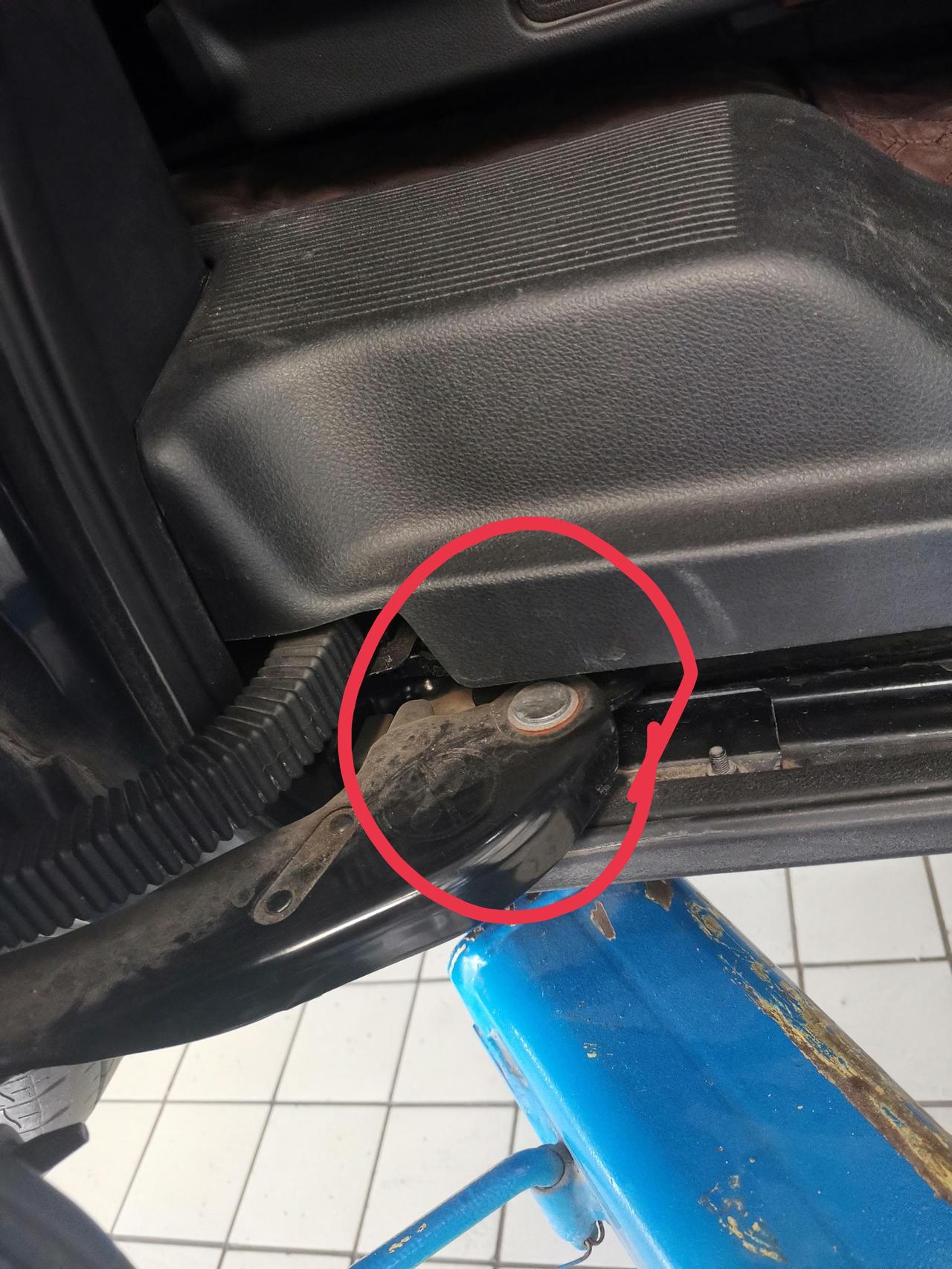 22款奥德赛你们的生锈了吗？这样怎么办？4儿子说是正常的!