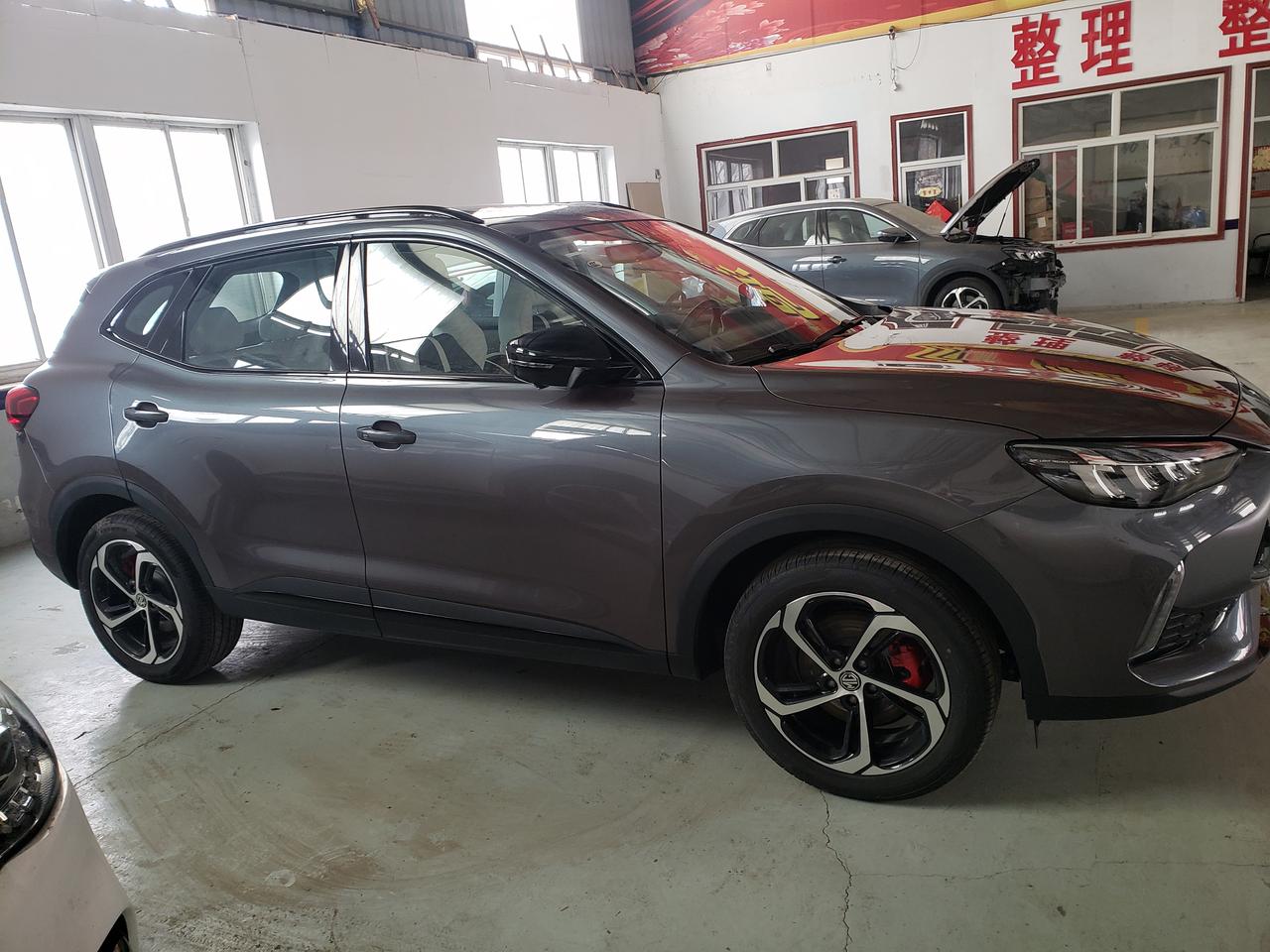 名爵MG领航 各位大佬，刚提新车开启联网音乐，断断续续有那种吹麦克风的“呼呼声音” 有没有同样的问题。