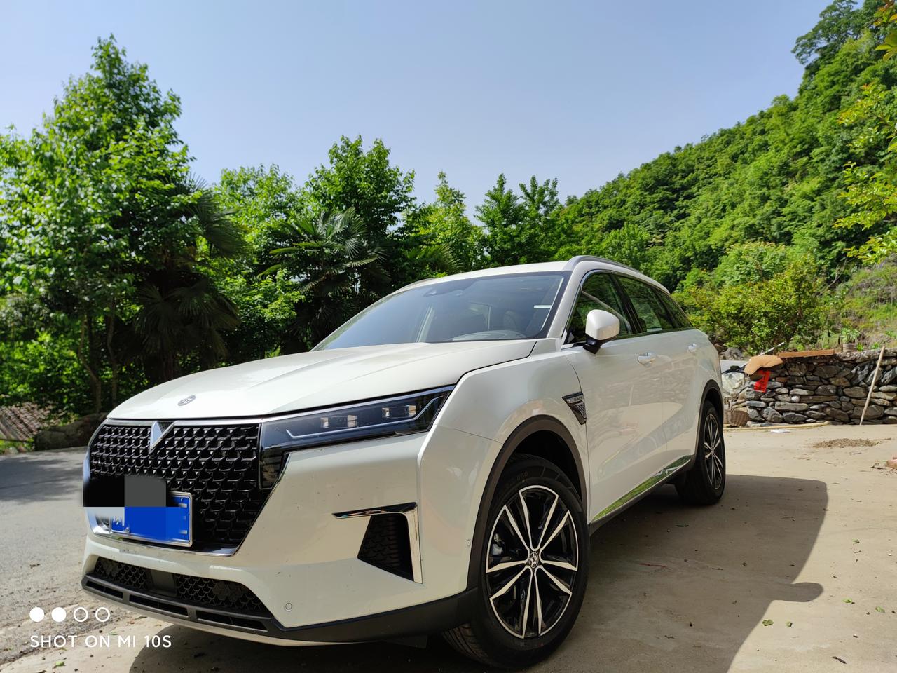怎样区分启辰星是2020款的还是2021款的？