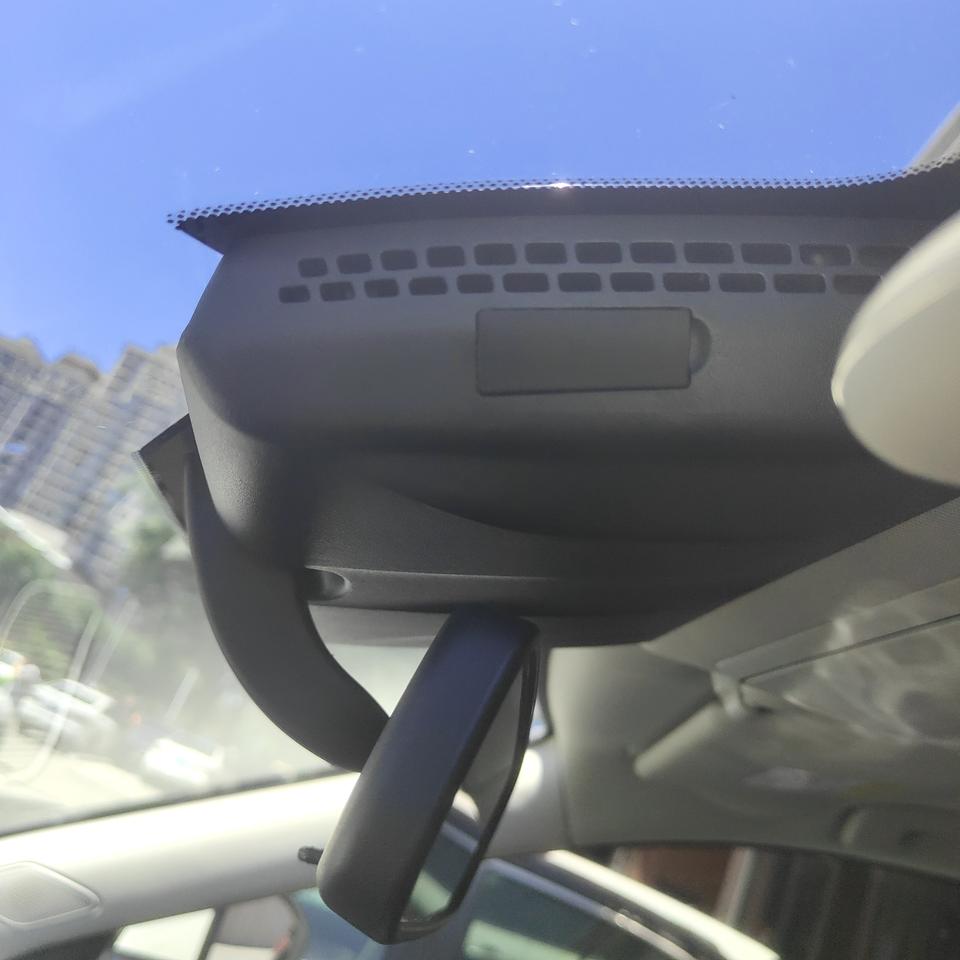 启辰星 各位车友有没有知道这个是干什么的啊