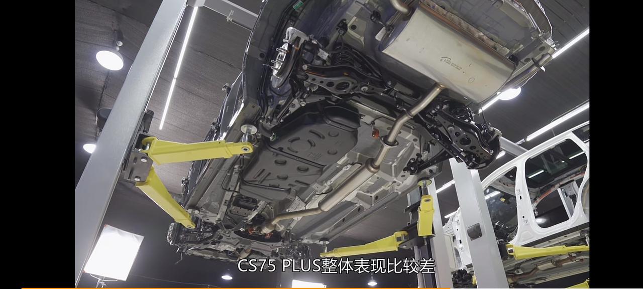 长安CS75 PLUS 二代用的不还是老底盘。也算是换代了？？？