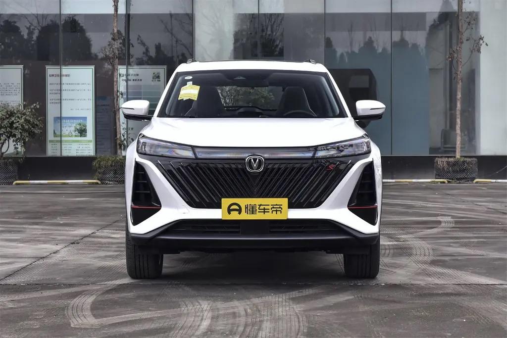 长安CS75 PLUS 已定 二代75P 1.5T领航最高配  贷款7万  落地154000  这个价格好不好