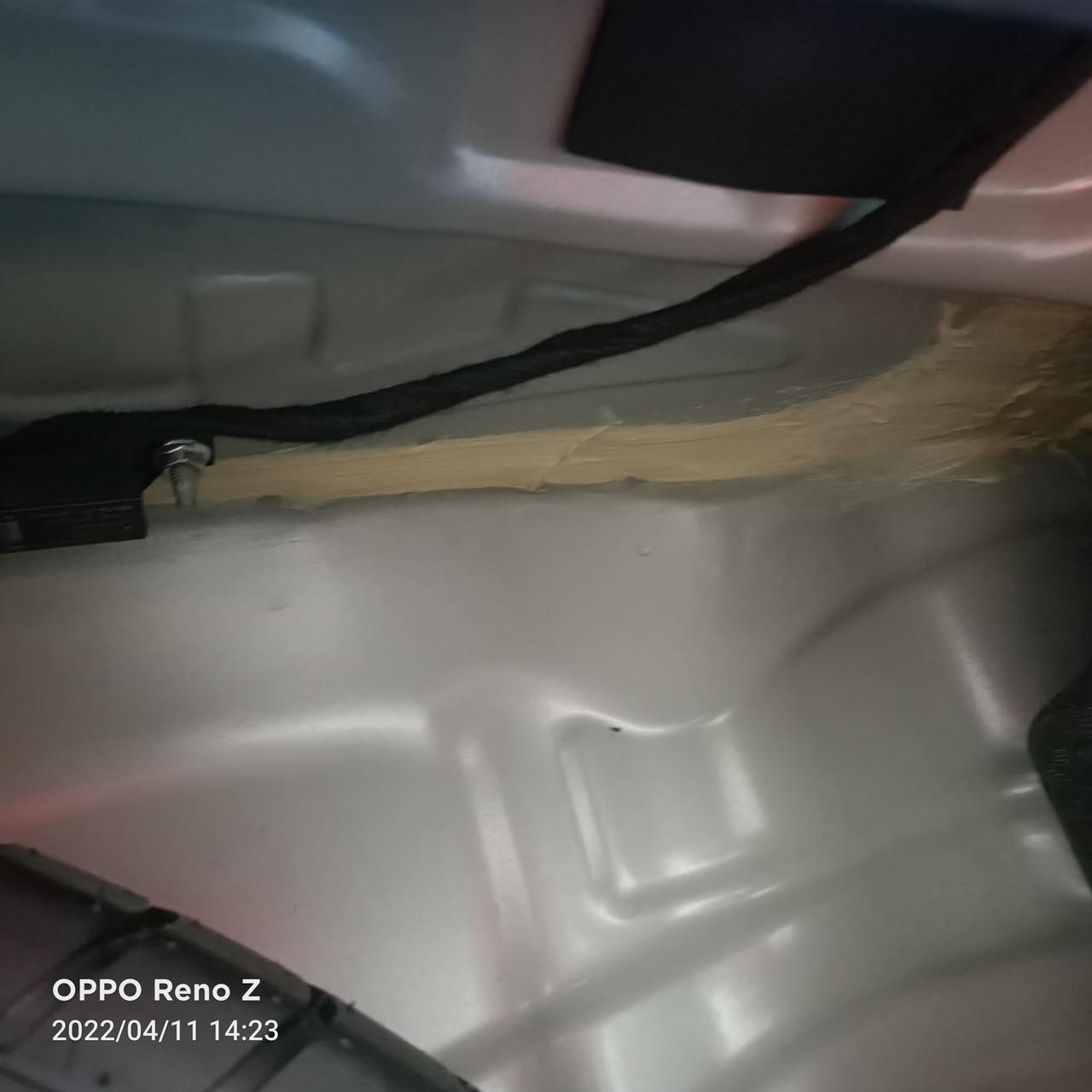 长安CS75 PLUS 请问有哪位大师傅知道长安CS75PLUS，1.5T车后备箱有一道裂痕，这是正常的还是事故车