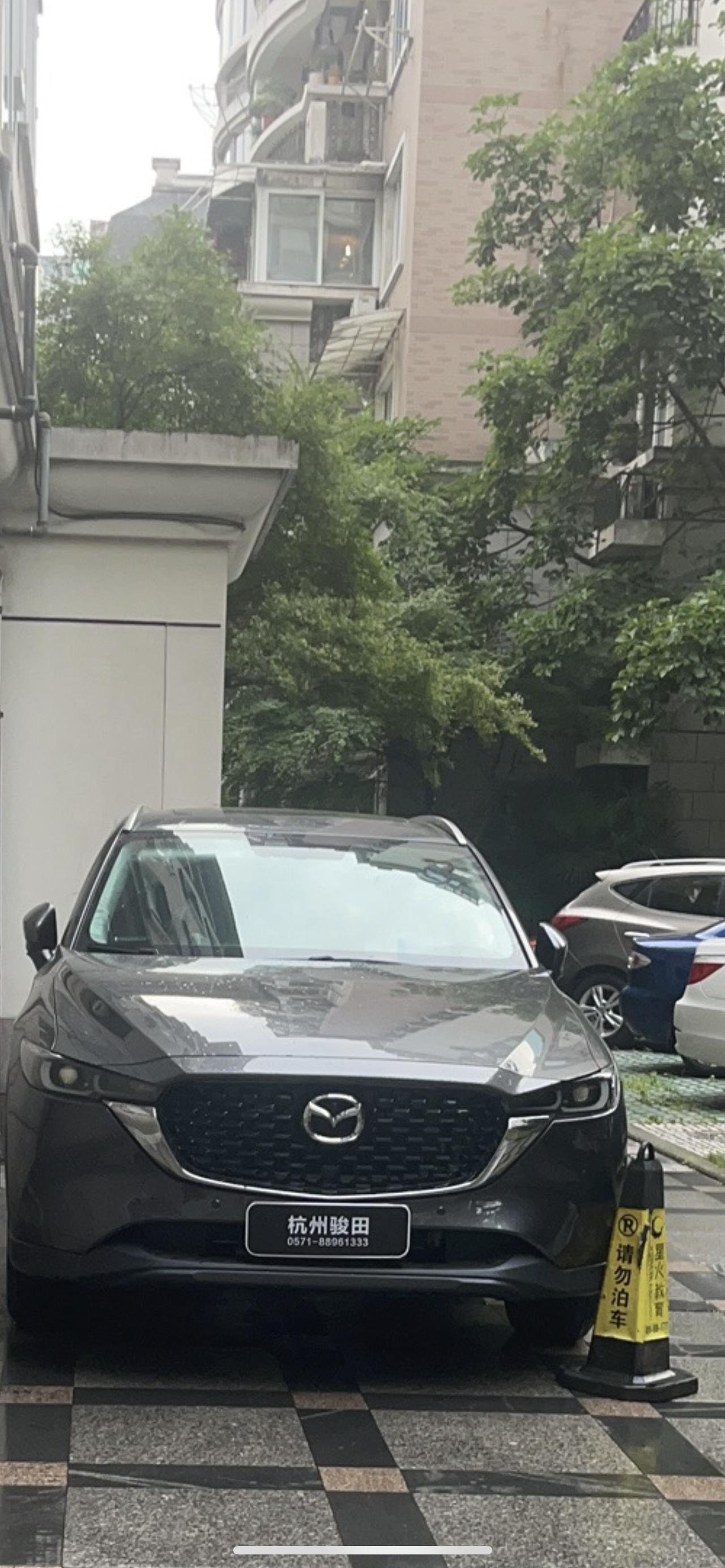 马自达CX-5 请问各位车友，有加配抬头显示的吗？请问加配的费用是多少？装了对于行车是不是有必要的配备需求呀？
