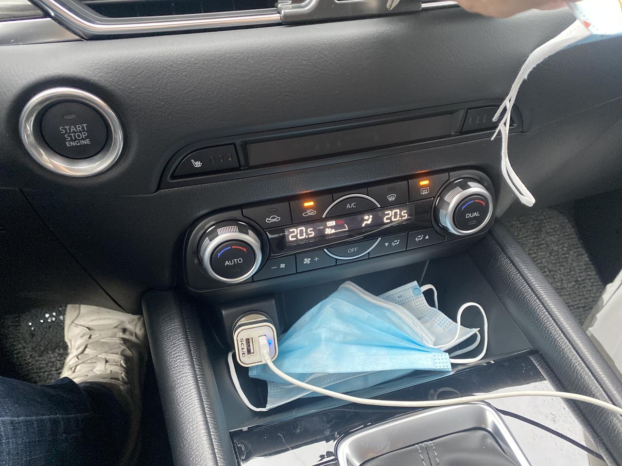 马自达CX-5 请问22款CX5智雅没有后视镜加热吗？请问在哪里按啊？