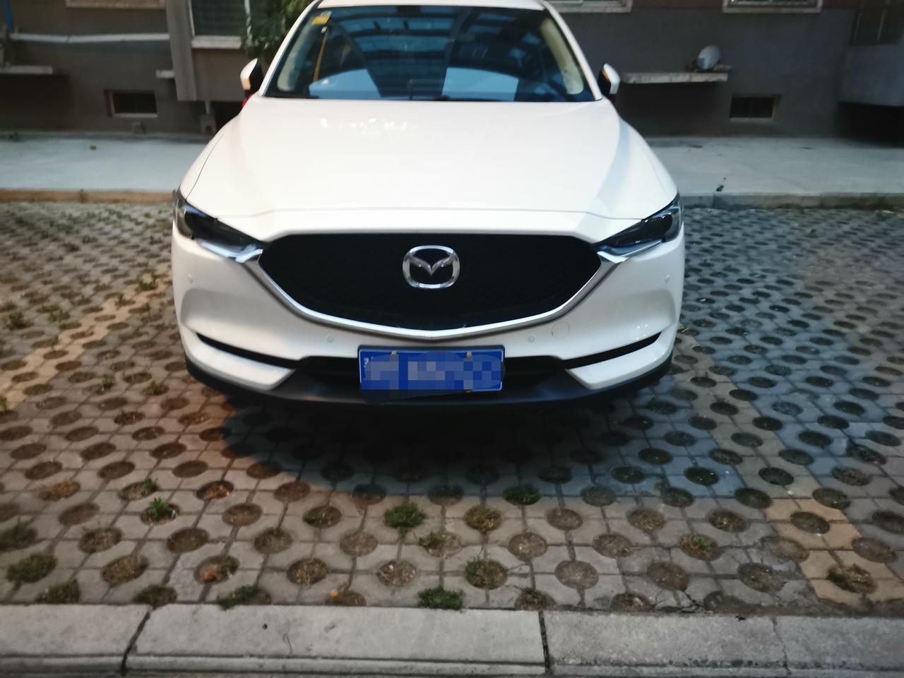 马自达CX-5 2.0的  冷车启动怠速不稳 正常吗？
