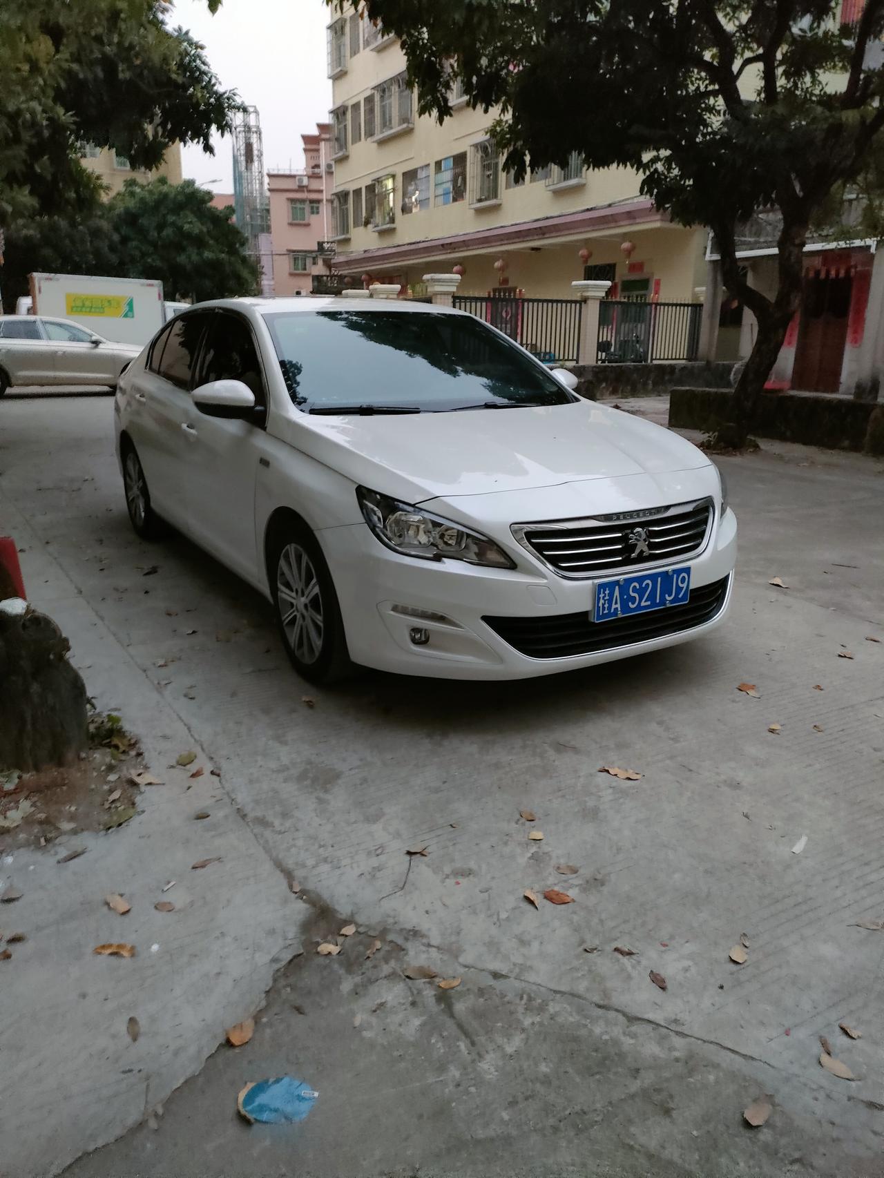 标致408 请问你们保养都用什么牌子的机油？