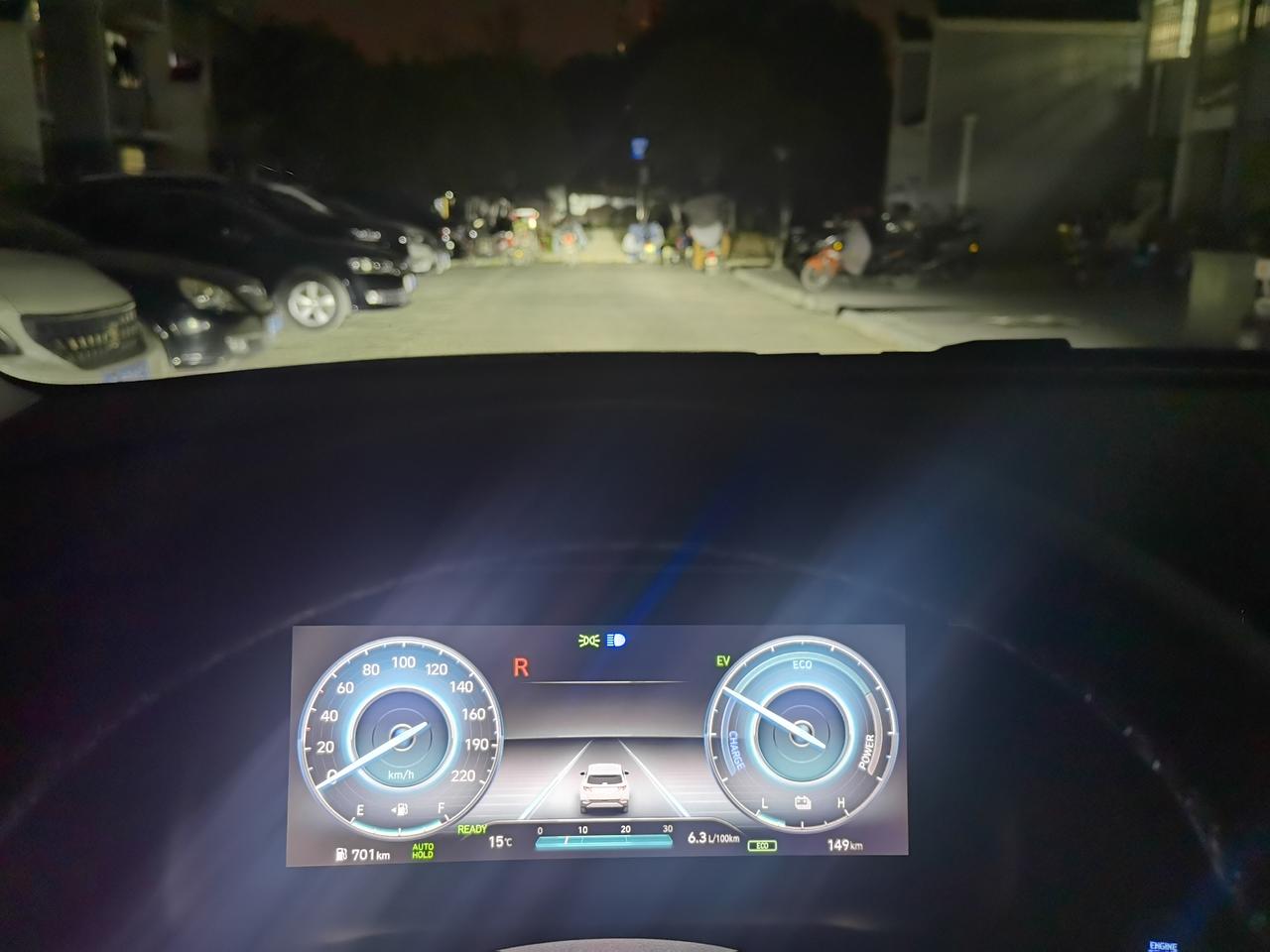 现代途胜 群友门，远光灯怎么样？