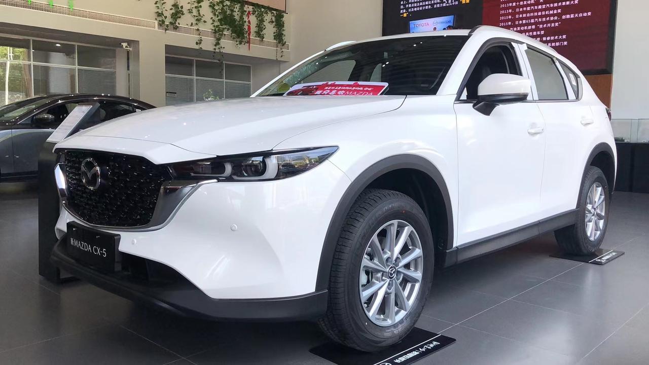 马自达CX-5 看中了马自达cx5 2.0智尚版，在南京也试驾了，我朋友试驾的21款2.0的，说降档太积极，不知道是不是