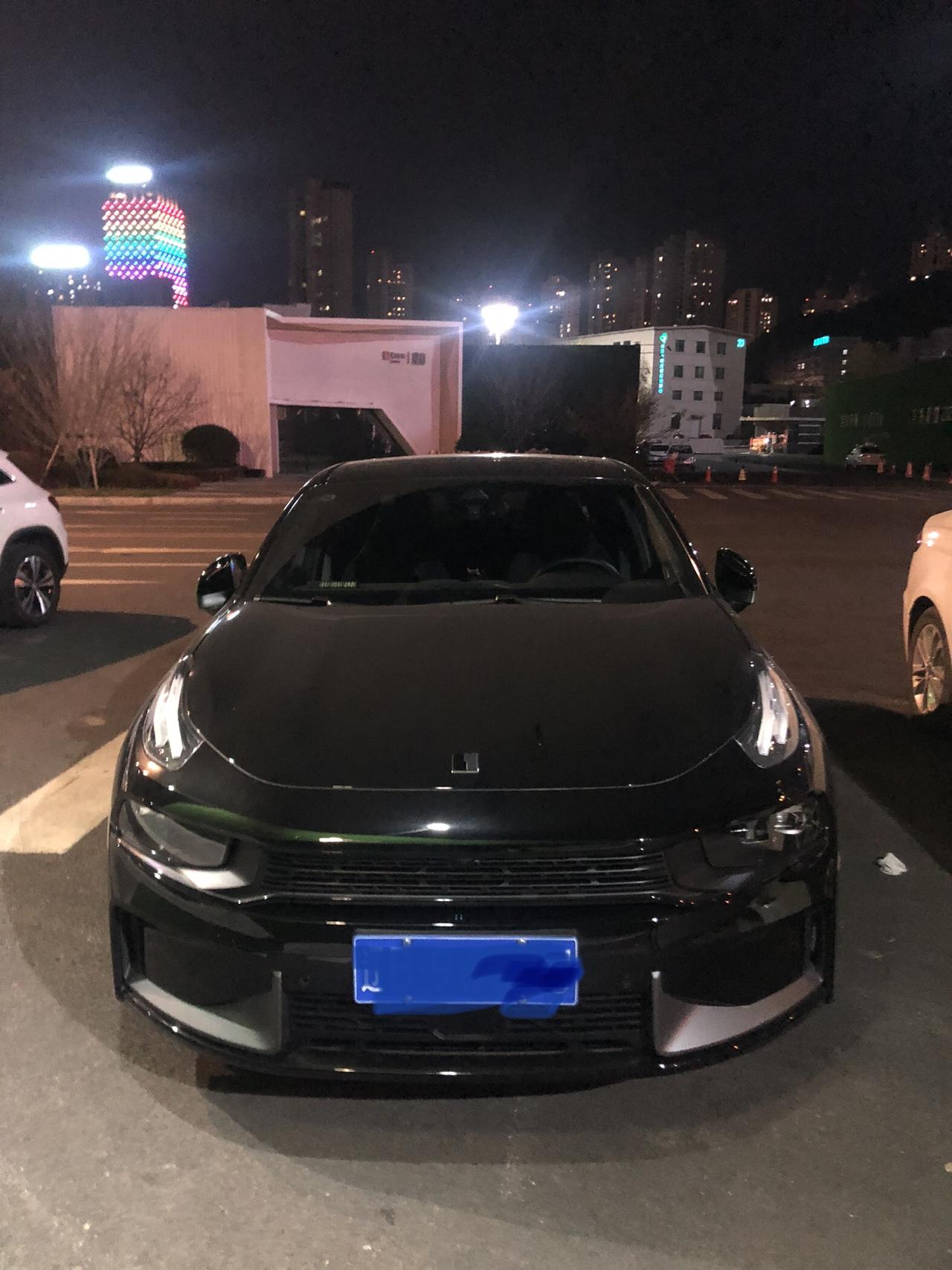 领克03 各位老铁求教，在外面停一晚上的车，出车位打满方向盘，会有咯噔一声，行驶过程中再也不会出现该异响，这是咋回事？因