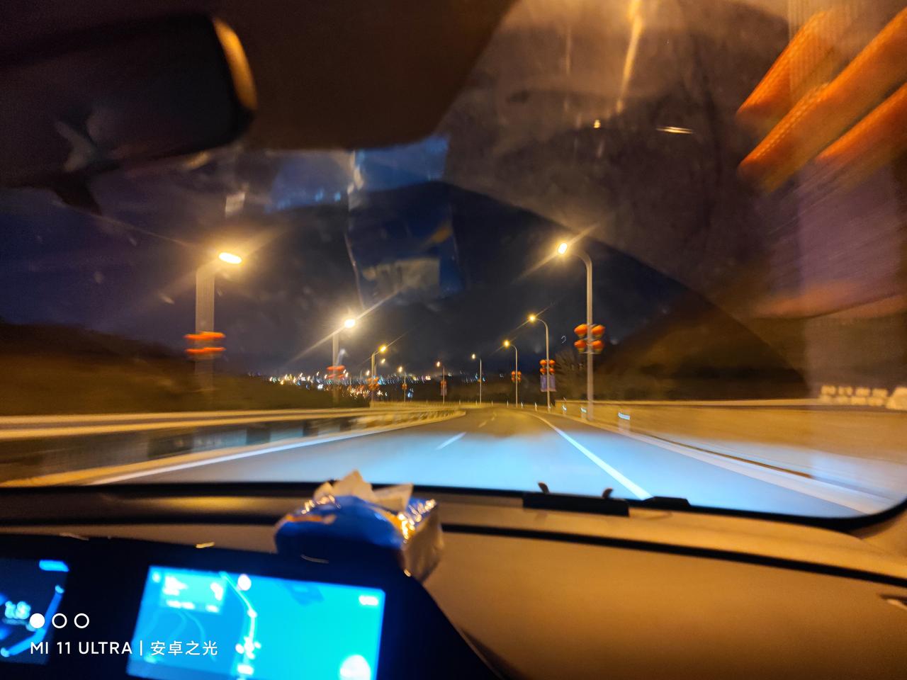 长安逸动 老铁们，有没有改氛围灯的，发出来看看