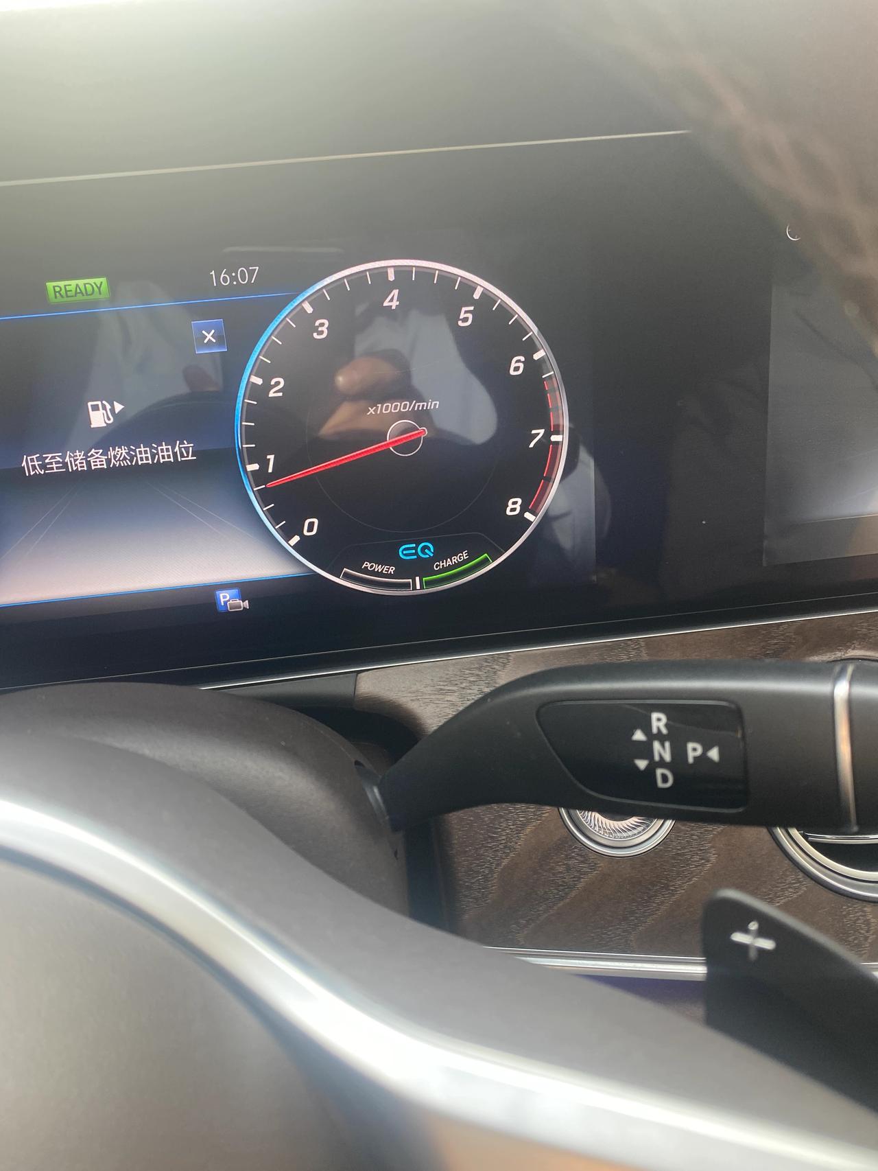 奔驰E级 请问e260的48v电瓶会出故障吗，本人想购入19至20年E260 请各位大神指点，跪求回复！！！好人一生平安