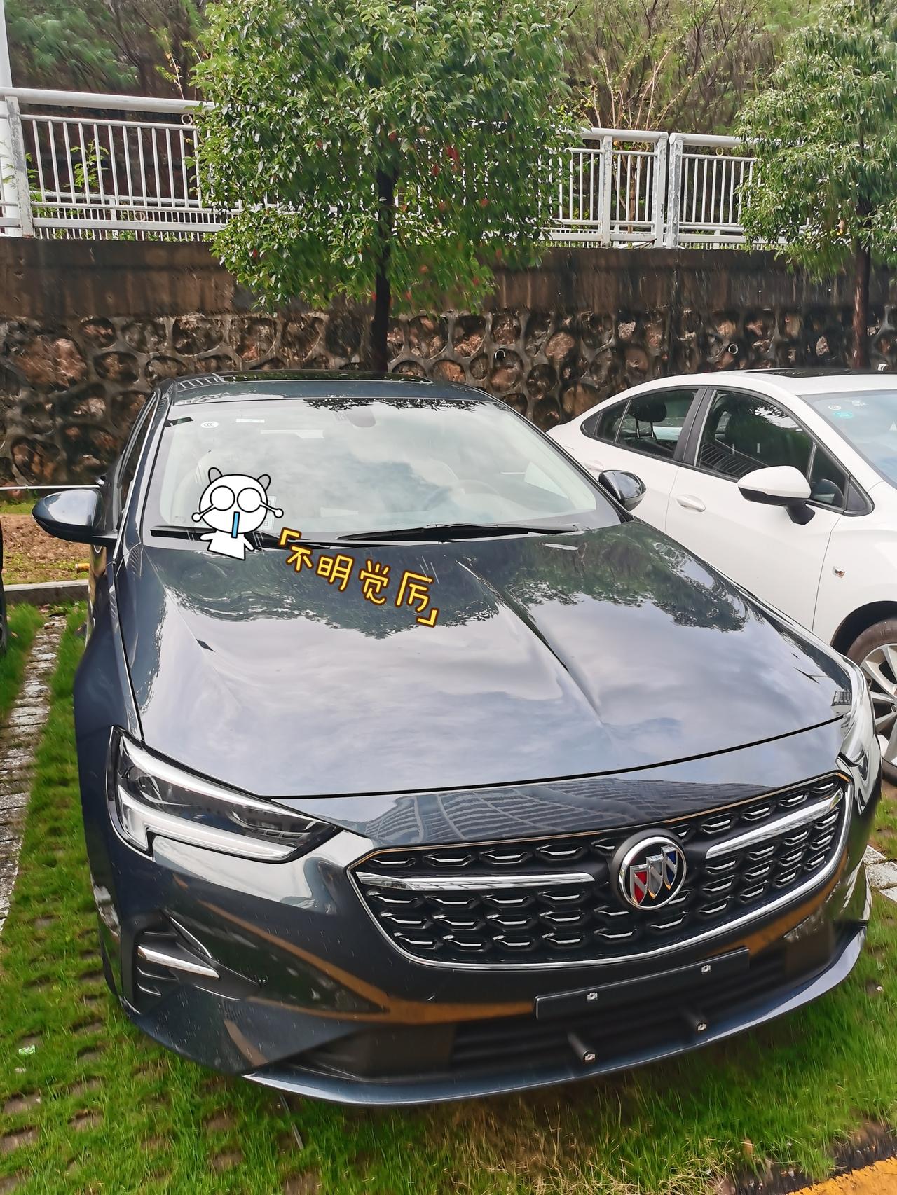 别克君威 你们后排坐人，不系安全带，会报警滴滴滴的吗，各位亲们？