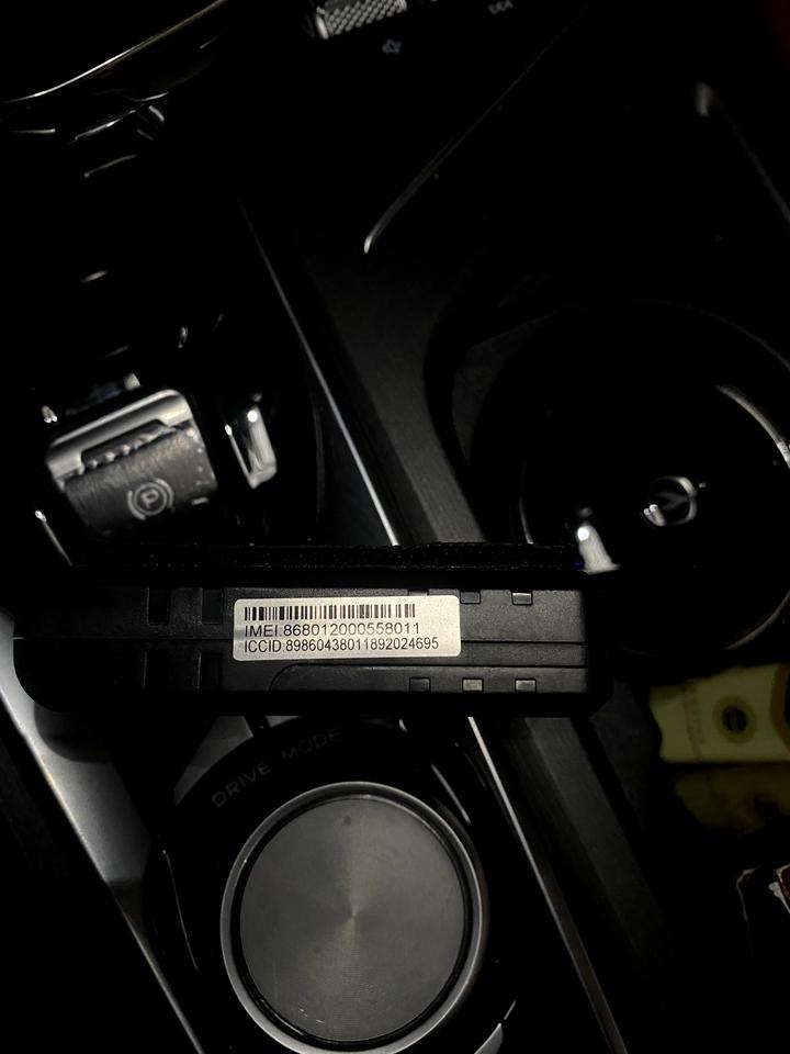 长安CS75 PLUS 车里后排座椅颠出来的,有一张中国移动卡,贷款车,有知道是什么的小伙伴吗? 长安CS75 PLUS 车里后排座椅颠出来的,有一张中国移动卡,贷款车,有知道是什么的小伙伴吗?