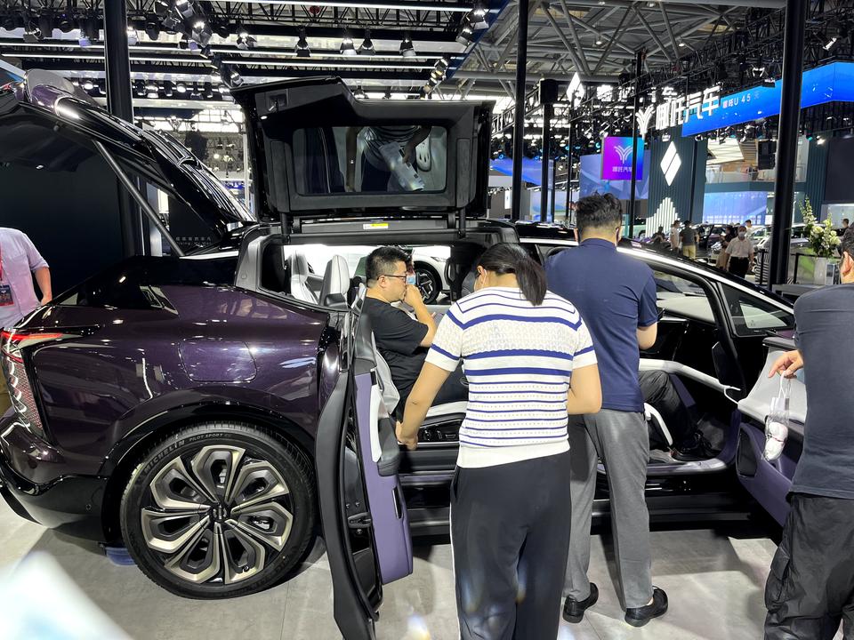 长安Lumin 重庆车展问了销售 说不支持7.5kw只支持3kw