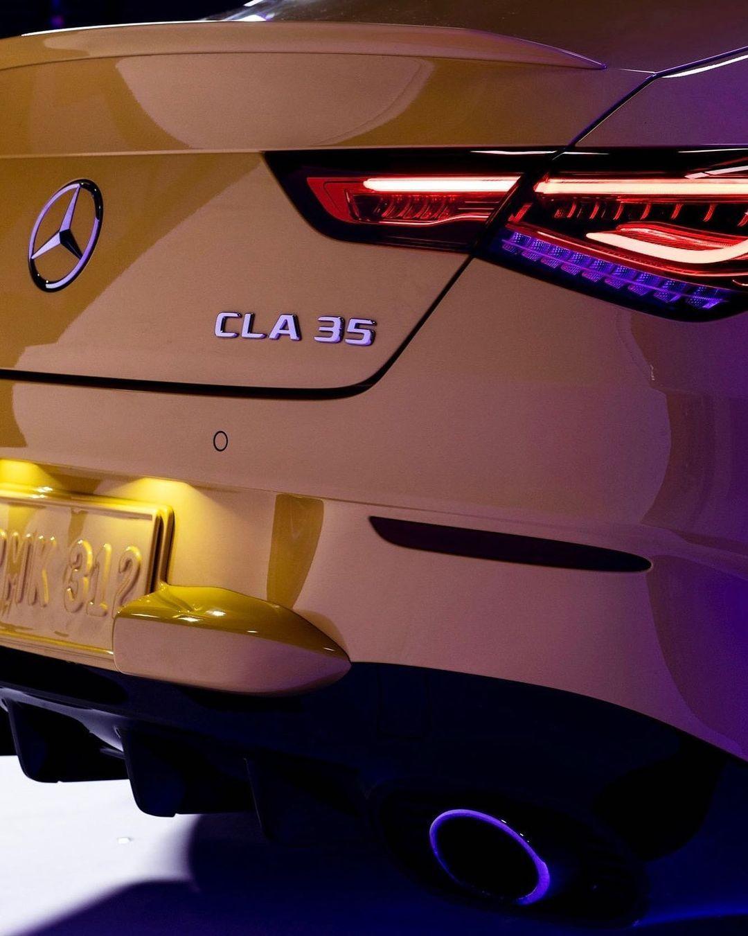 奔驰CLA AMG cla35 适合家用吗？日常代步 上下班 跑高速有没有问题？ 原厂排气s+ 有回火声音大吗？ 有没有