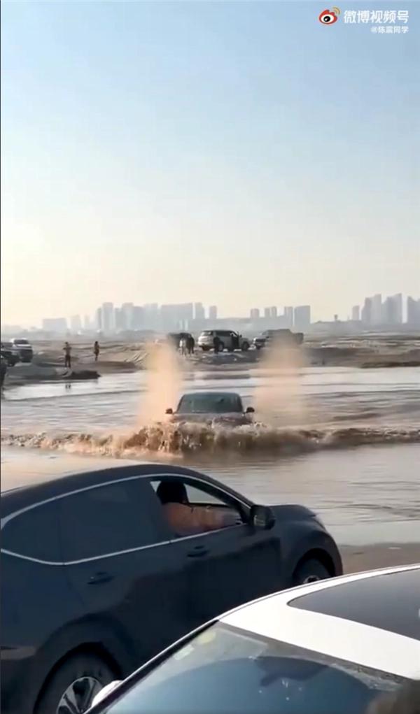 特斯拉Model 3 毛豆3涉水能力真的如网上看到那样疯狂吗？