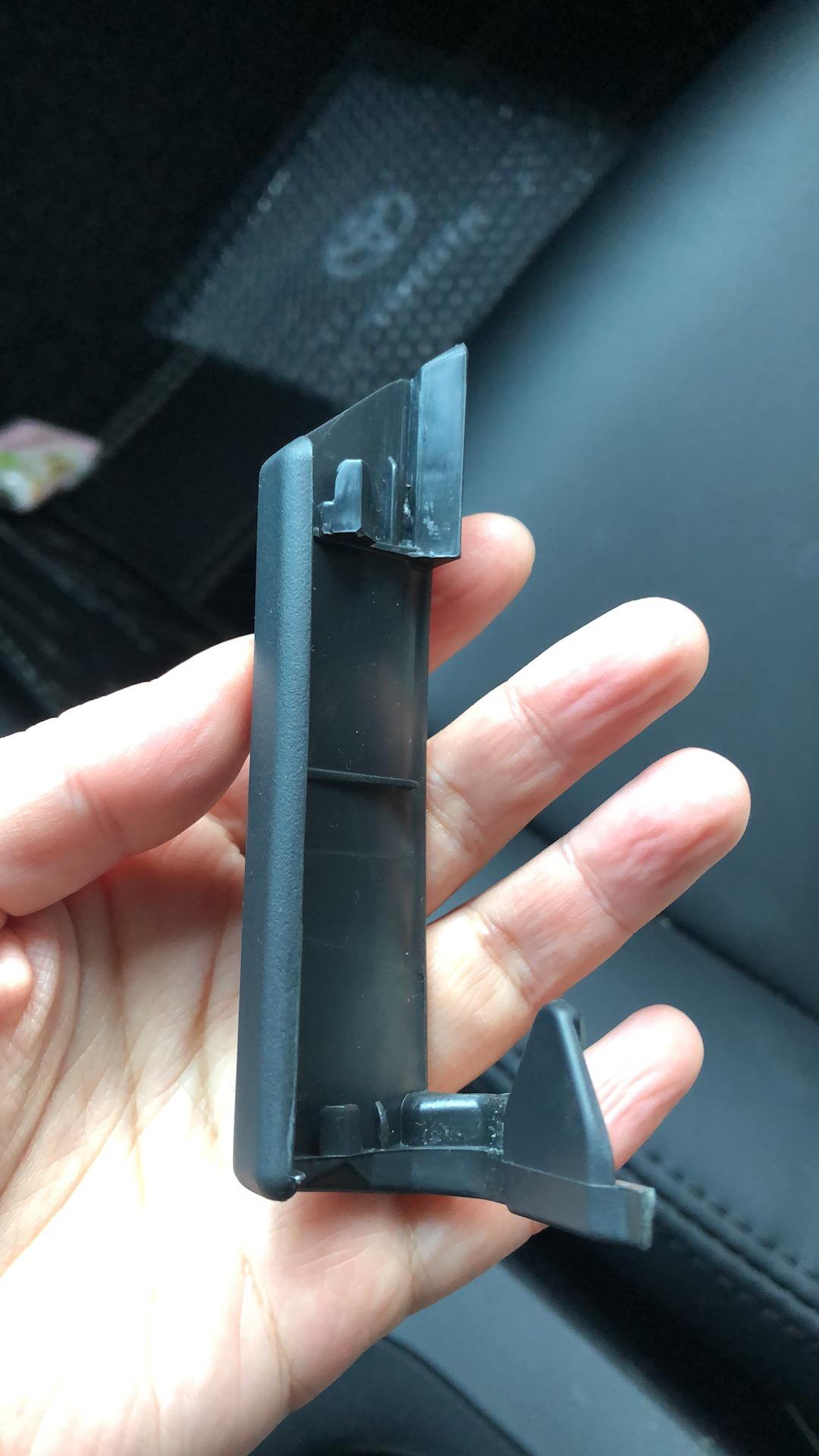 我想问下2021精英版卡罗拉，在每次红绿灯缓缓踩刹车，快停下的车子一冲一冲的，起步的也缓缓的松刹车，也有点一冲一冲的，有
