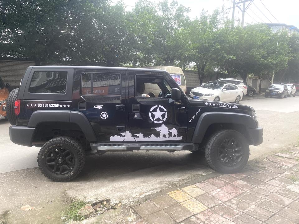 北京BJ40 BJ40质保多久  左前传动轴 有异响    往左方向打死也有咔咔的声音 ！ 大概什么原因造成的  求解！