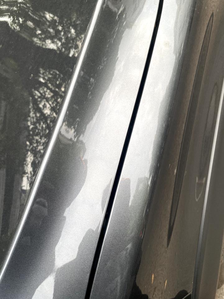 长安UNI-T 我想问一下 引擎盖左右两边缝隙不一样是啥情况啊 会有影响吗