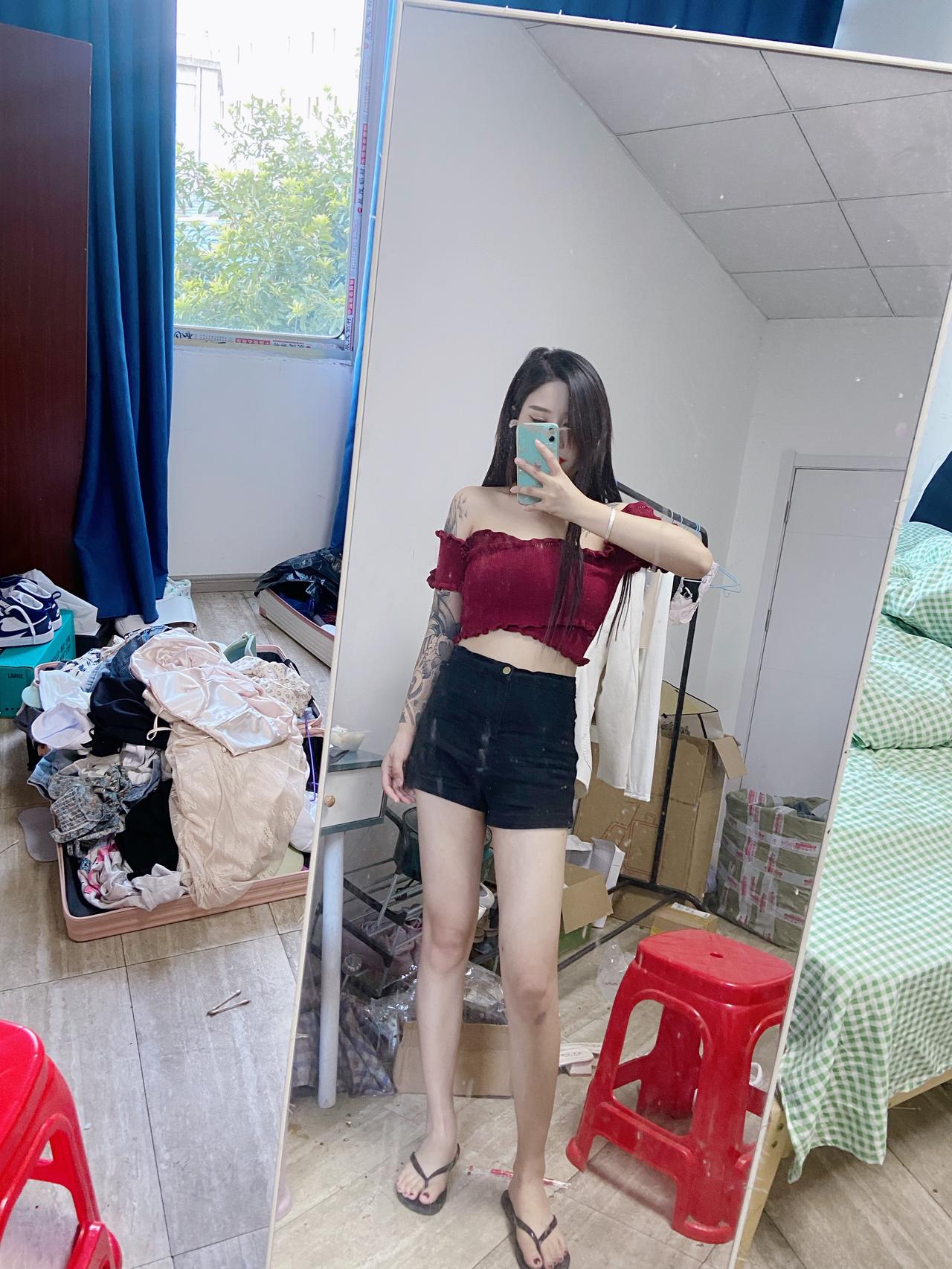 名爵5 青奢尊享版有什么配置阿 有天窗吗 还没去店里看